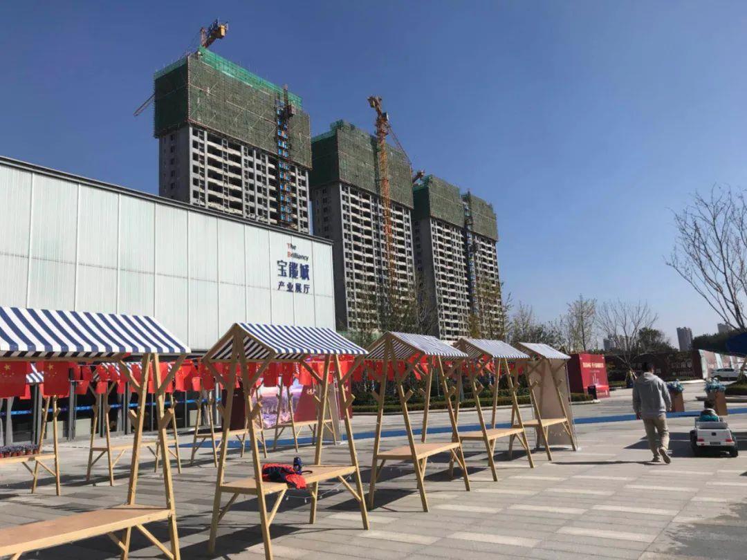 濟南寶能城施工現場。中國證券報記者攝