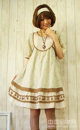 初夏那些美到爆的田園連衣裙