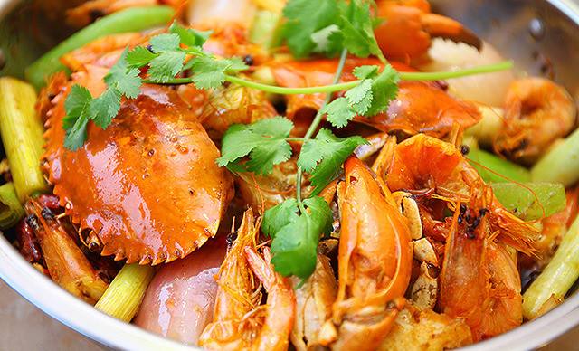 楊家平兄弟香辣蟹