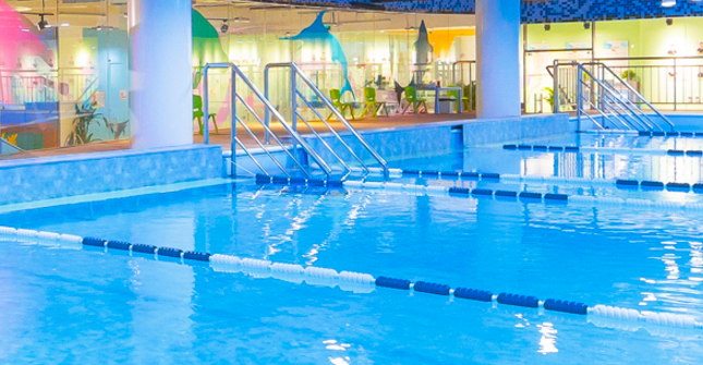 藍旗親子游泳館