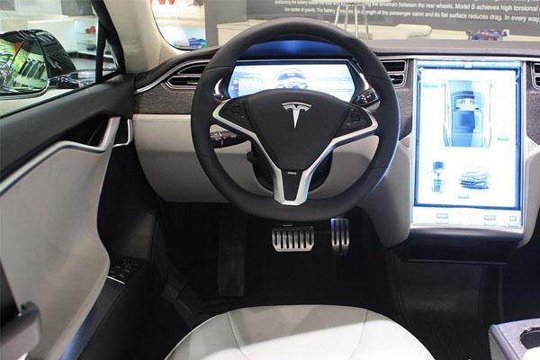 世界上10款最佳汽車內飾車型出爐6