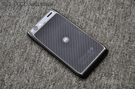 摩托羅拉Droid RAZR MAXX
