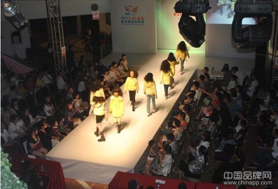 小豬嚕嚕2011秋冬新品發布會在深圳舉行