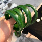 仿品時代，如何辨真偽和田玉手鐲