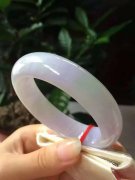 伊戴嬌手鐲  靈感源自伊人