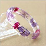 精美的永生花手鐲，讓美綻放在你腕間