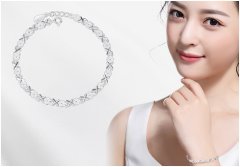 四十歲左右的女人適合戴什么樣的銀手鏈呢？