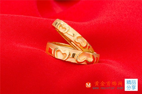 女士黃金戒指款式圖片欣賞 黃金戒指變形怎么辦