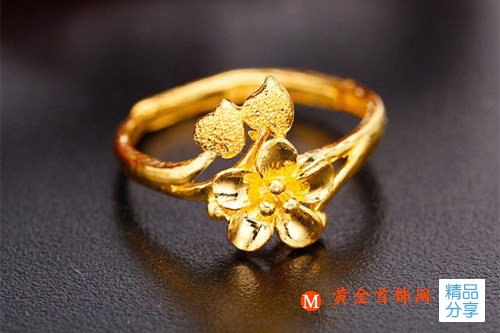 什么樣的黃金戒指好看 四個選購黃金戒指須知的