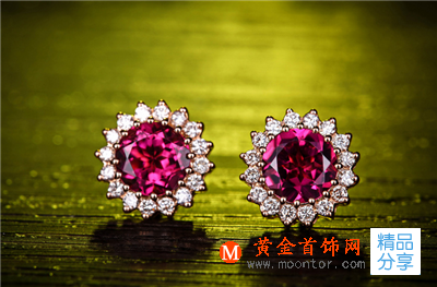 鴿血紅碧璽耳釘怎么選購 紅碧璽耳釘的選購技巧