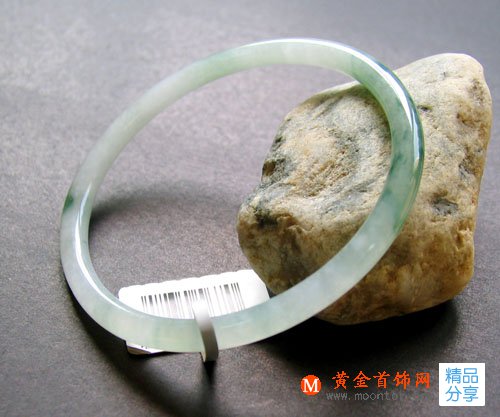 關于玉手鐲的種類 玉手鐲有哪些分類
