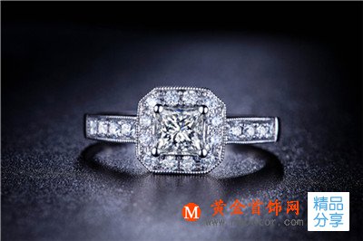 求婚戒指買多少錢的比較合適