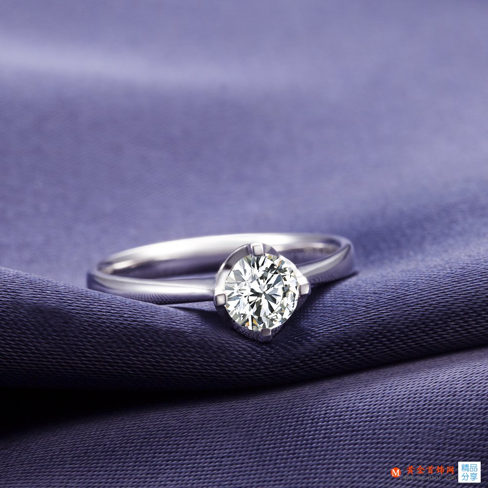 結婚要買幾個戒指？什么材質的？
