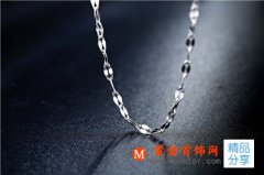 男士白金項鏈怎么戴才好看