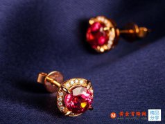 18K金紅碧璽耳釘款式
