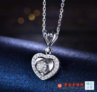 如何讓鉆石吊墜與服裝更和諧