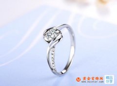 圣誕節如何選購結婚鉆戒