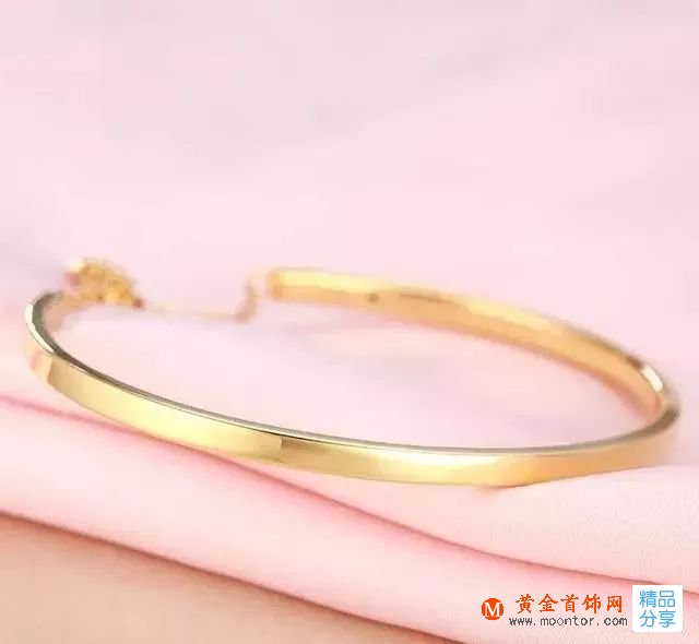 適合年輕人的黃金手鐲_今年流行黃金手鐲款式