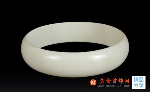 象牙手鐲價格多少錢 象牙手鐲怎么鑒定真假