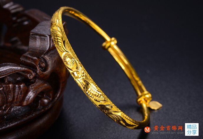 金手鐲的戴法 金手鐲戴法有什么技巧