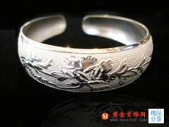 首飾搭配重點是氣質 簡單幾點玩轉銀飾搭配