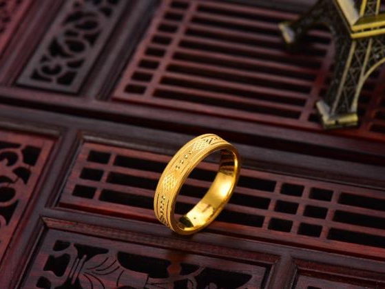 黃金戒指是軟的好還是硬的好?硬金戒指