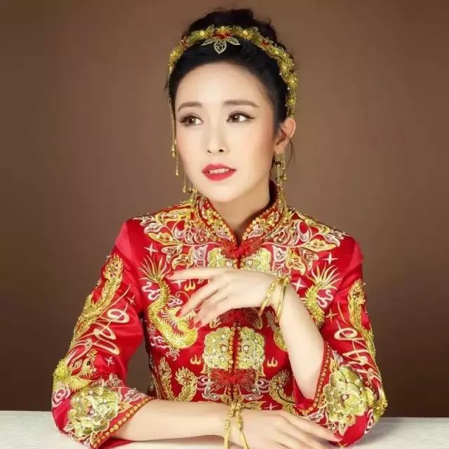 結婚戴金飾含義，為什么結婚要結婚金飾