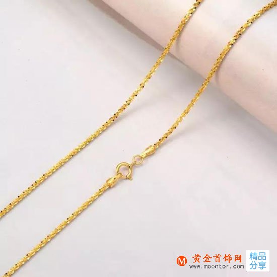 
	黃金項鏈一般多少克更適合佩戴？
