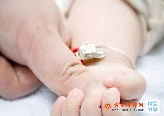 
	＠寶媽寶爸們：選購寶寶銀飾必知二三事！
