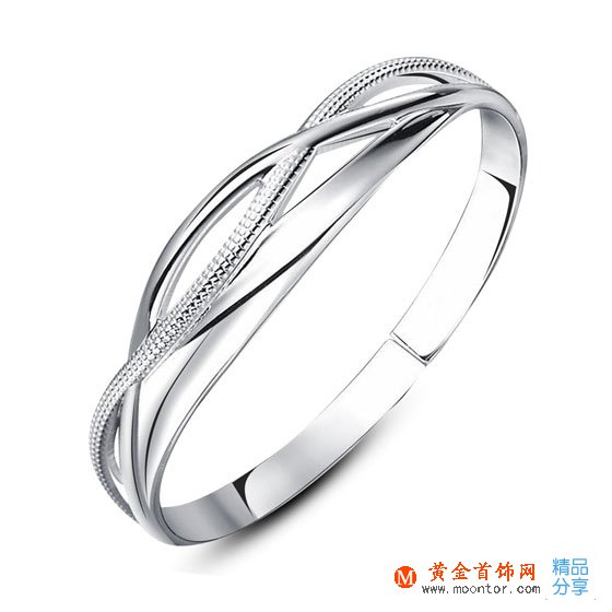 
	佩戴銀飾品：不僅時尚美觀 還有很多好處

