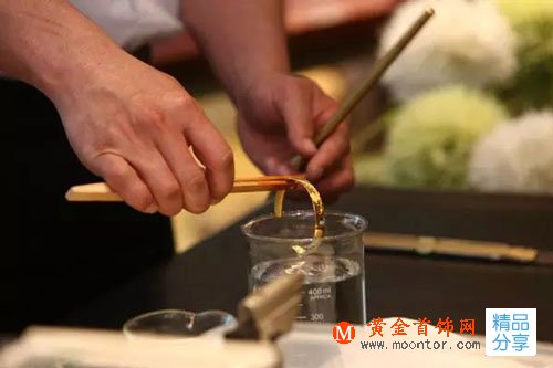 
	黃金首飾舊了臟了受傷了怎么辦？不防試試這些妙招
