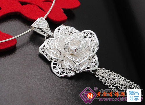 
	戴銀飾的好處大家都知道 但壞處你知道嗎？
