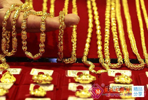 
	太原金飾品價格創近年新低　個別品牌逼近每克260元
