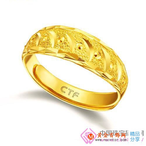 
	人民幣貶值提振金價 投資者積極抄底黃金類理財品
