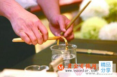 
	用什么清洗金飾
