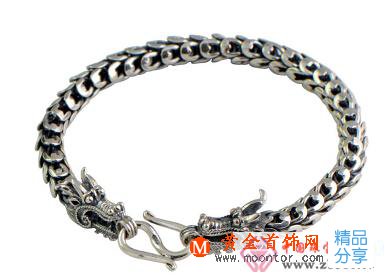 
	925泰銀飾品有什么特點
