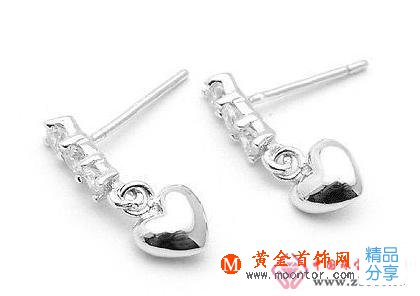 
	白銀飾品真假和成色鑒定六法
