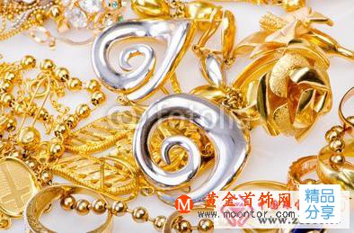 
	黃金首飾怎么樣清洗
