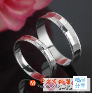 
	925銀飾品如何清洗
