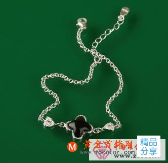 
	佩戴銀飾的好處和保養方法
