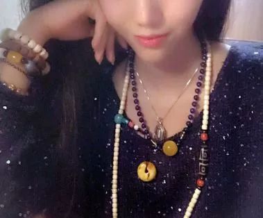 左手戴玉，右手戴銀？佩戴首飾大有講究！