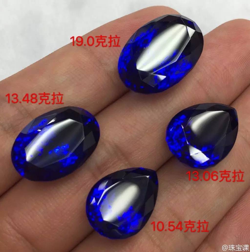 坦桑石和藍寶石的區別？坦桑石價格及鑒別方法