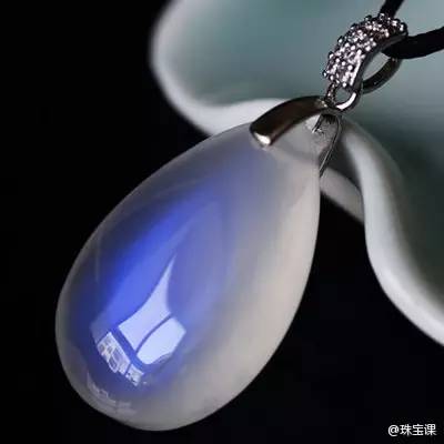 月光石的功效與作用-月光石購買價格