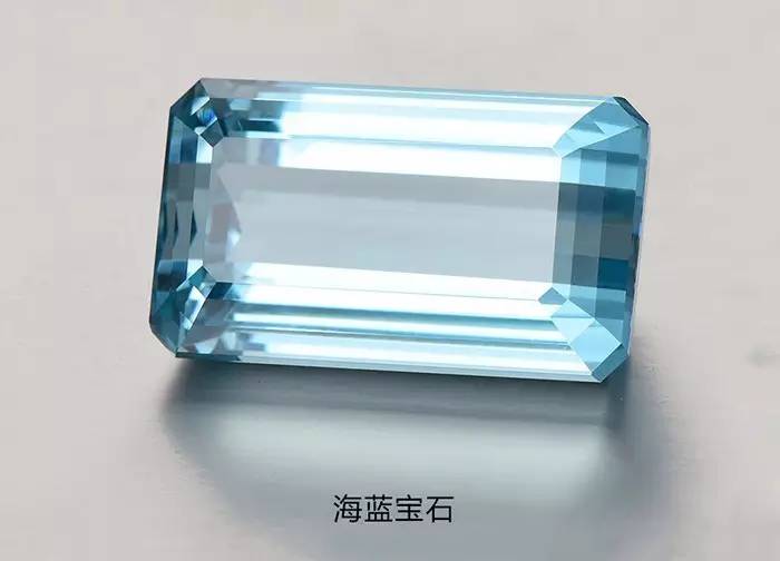 磷灰石挑選及價格-磷灰石知識大全