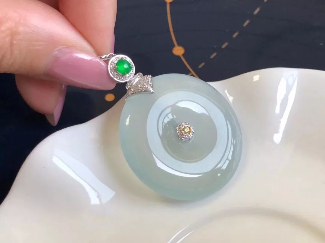 翡翠鑒別最簡單方法-翡翠A貨