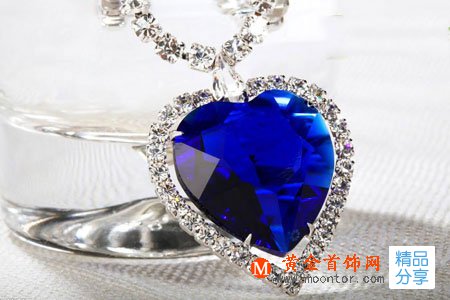 
	天然藍寶石與人造的有什么區別 合成的藍寶石是玻璃嗎
