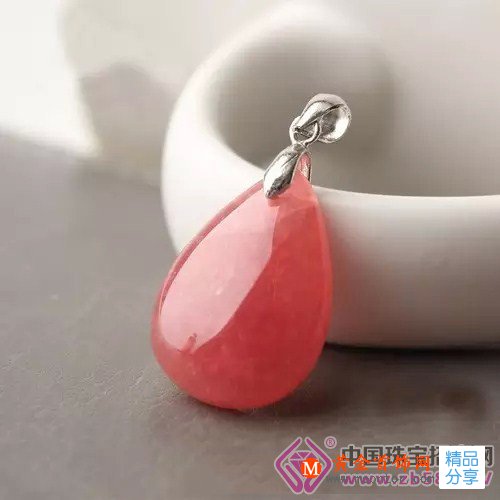 
	水晶愛好者注意了！這些都不是水晶！！！
