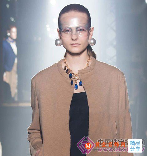 
	珍珠時尚進化ING！2015秋冬珠寶流行趨勢之優雅珍珠
