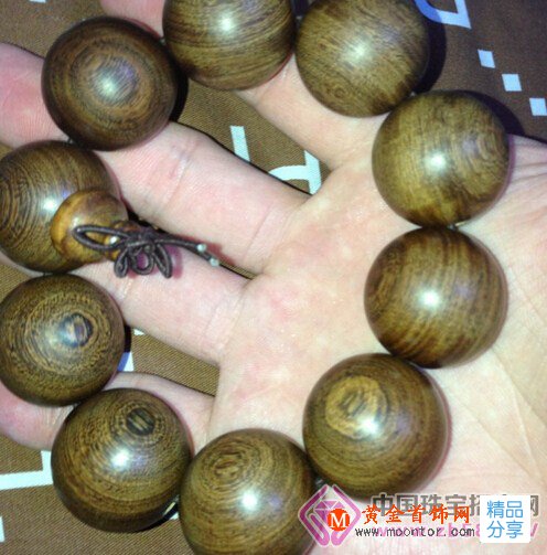 
	金絲楠佛珠手串開裂怎么辦？

