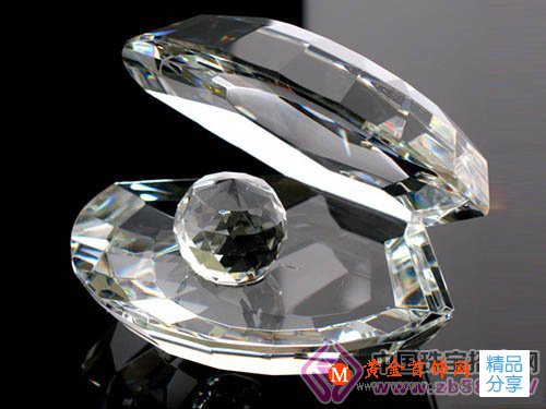
	人造水晶上“花斑”如何避免

